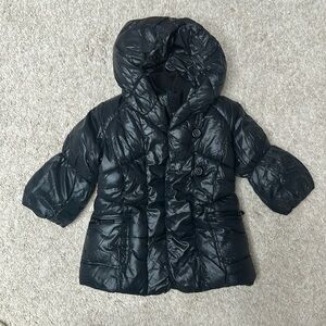 Looks like new . Gap Winter coat